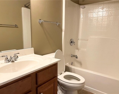 3415 Earhart Way - Photo Thumbnail 26