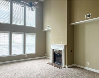 3415 Earhart Way - Photo Thumbnail 2
