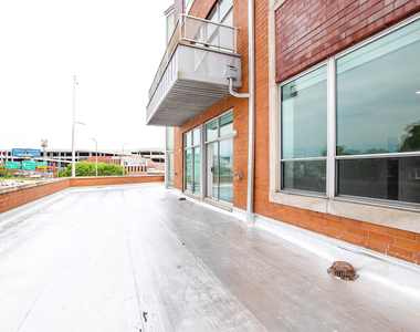 1001 N Milwaukee Avenue - Photo Thumbnail 15