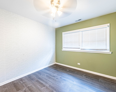 2722 Larkspur Lane - Photo Thumbnail 9