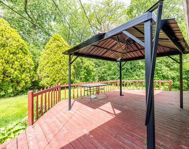 2722 Larkspur Lane - Photo Thumbnail 13