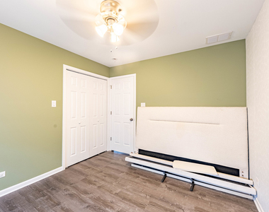2722 Larkspur Lane - Photo Thumbnail 10