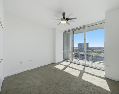 1629 S Prairie Avenue - Photo Thumbnail 9