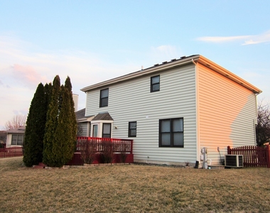3690 Baybrook Drive - Photo Thumbnail 4