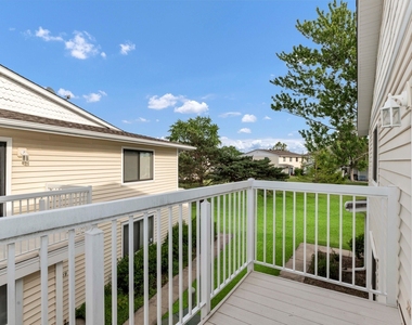 707 Sunfish Point - Photo Thumbnail 4