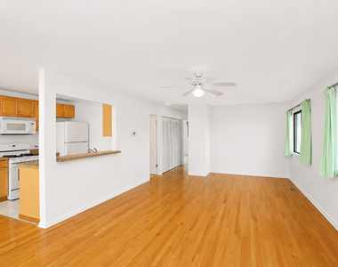 707 Sunfish Point - Photo Thumbnail 6