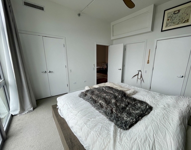 1000 W Leland Avenue - Photo Thumbnail 8