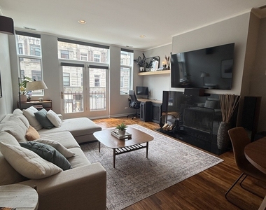 2302 W North Avenue - Photo Thumbnail 1