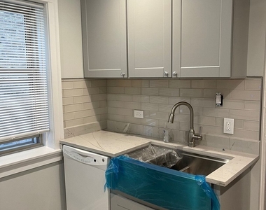 723 Dobson Street - Photo Thumbnail 9