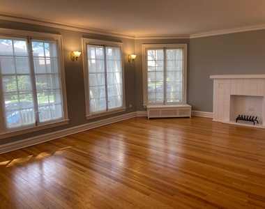 723 Dobson Street - Photo Thumbnail 2