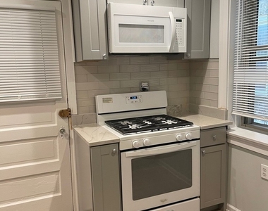 723 Dobson Street - Photo Thumbnail 11