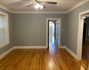 723 Dobson Street - Photo Thumbnail 8