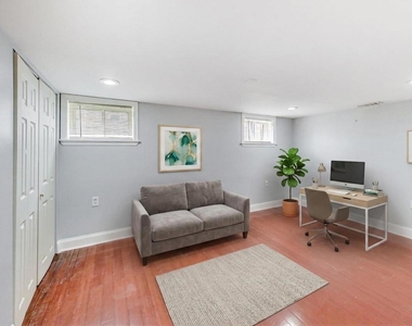 402 N Main Street - Photo Thumbnail 13