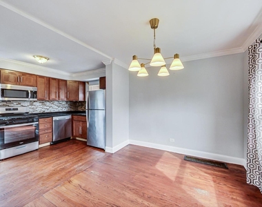 402 N Main Street - Photo Thumbnail 7