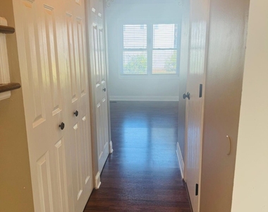 2454 Devonshire Court - Photo Thumbnail 12