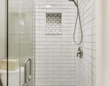 4911 W Grace Street - Photo Thumbnail 7