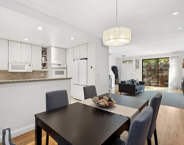 2020 N Cleveland Avenue - Photo Thumbnail 7