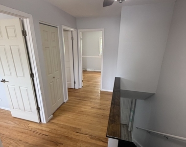4014 Euclid Lane - Photo Thumbnail 12