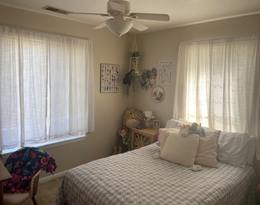 3366 Ravinia Circle - Photo Thumbnail 10