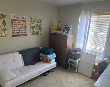 3366 Ravinia Circle - Photo Thumbnail 12