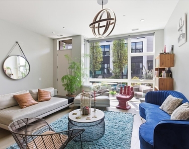 1019 N Cleveland Avenue - Photo Thumbnail 4