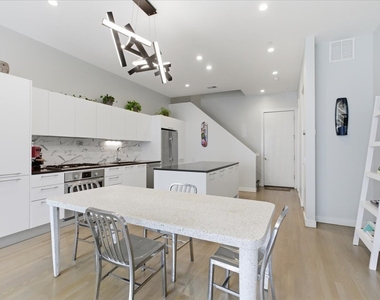 1019 N Cleveland Avenue - Photo Thumbnail 7