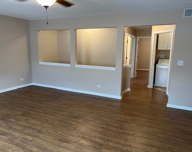 1022 Heron Circle - Photo Thumbnail 9