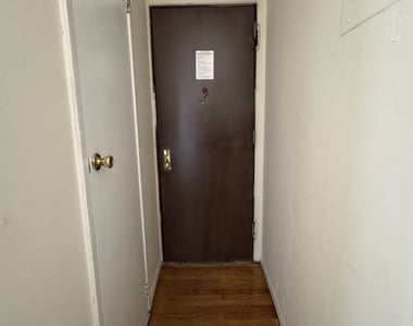 24-35 Steinway Street - Photo Thumbnail 13