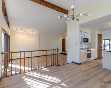 2450 Chas Drive - Photo Thumbnail 11