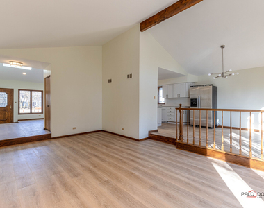 2450 Chas Drive - Photo Thumbnail 12