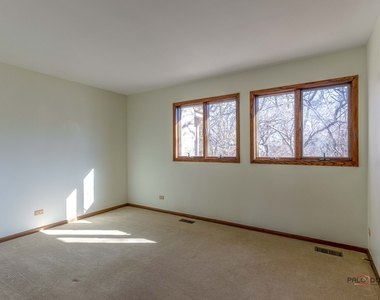 2450 Chas Drive - Photo Thumbnail 15