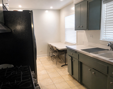 7217 W Fitch Avenue - Photo Thumbnail 4