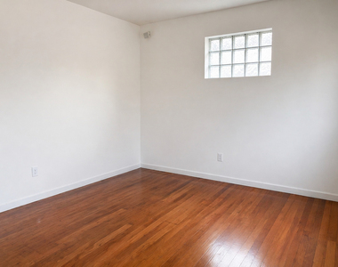 7217 W Fitch Avenue - Photo Thumbnail 8