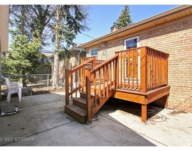 7217 W Fitch Avenue - Photo Thumbnail 1