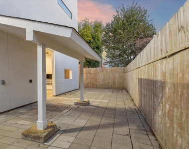 118 Tuam Street - Photo Thumbnail 41