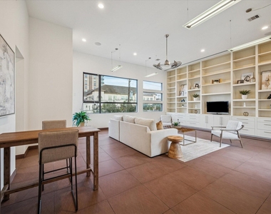 118 Tuam Street - Photo Thumbnail 16