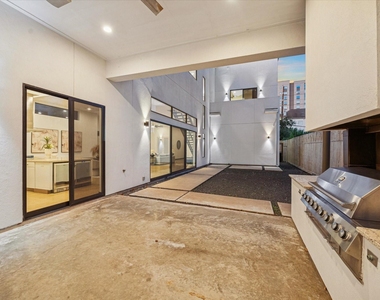 118 Tuam Street - Photo Thumbnail 37