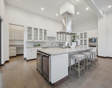 118 Tuam Street - Photo Thumbnail 23