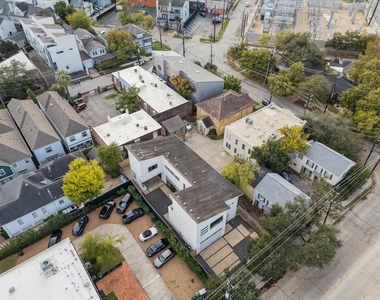 118 Tuam Street - Photo Thumbnail 7