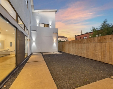 118 Tuam Street - Photo Thumbnail 40