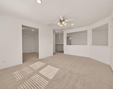 1006 Grey Dusk Court - Photo Thumbnail 35