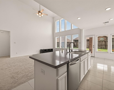1006 Grey Dusk Court - Photo Thumbnail 18