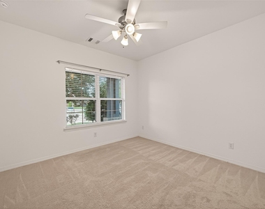 1006 Grey Dusk Court - Photo Thumbnail 40
