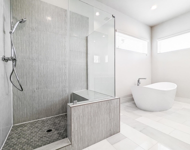 2414 Canal Street - Photo Thumbnail 27