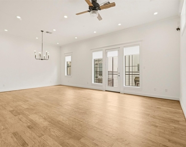 1723 W 14th Street - Photo Thumbnail 7