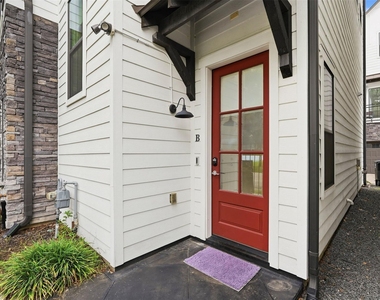 1723 W 14th Street - Photo Thumbnail 1