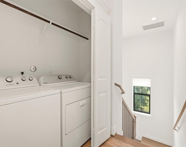 1723 W 14th Street - Photo Thumbnail 20