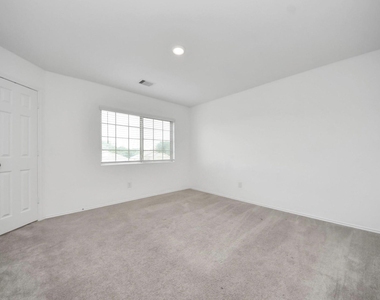 8650 Bar Harbor Drive - Photo Thumbnail 24