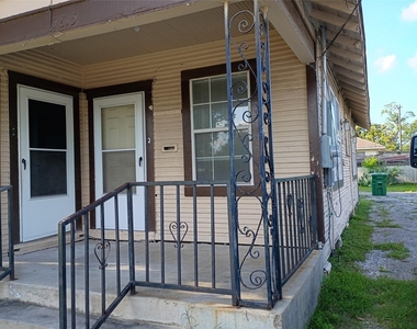 7815 Dayton Street - Photo Thumbnail 1