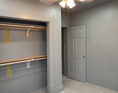 7815 Dayton Street - Photo Thumbnail 17